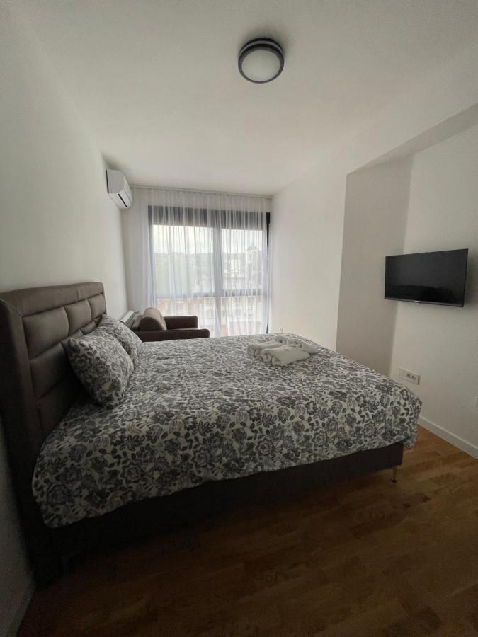 Leo Lux 2 Apartment Ni Exterior foto