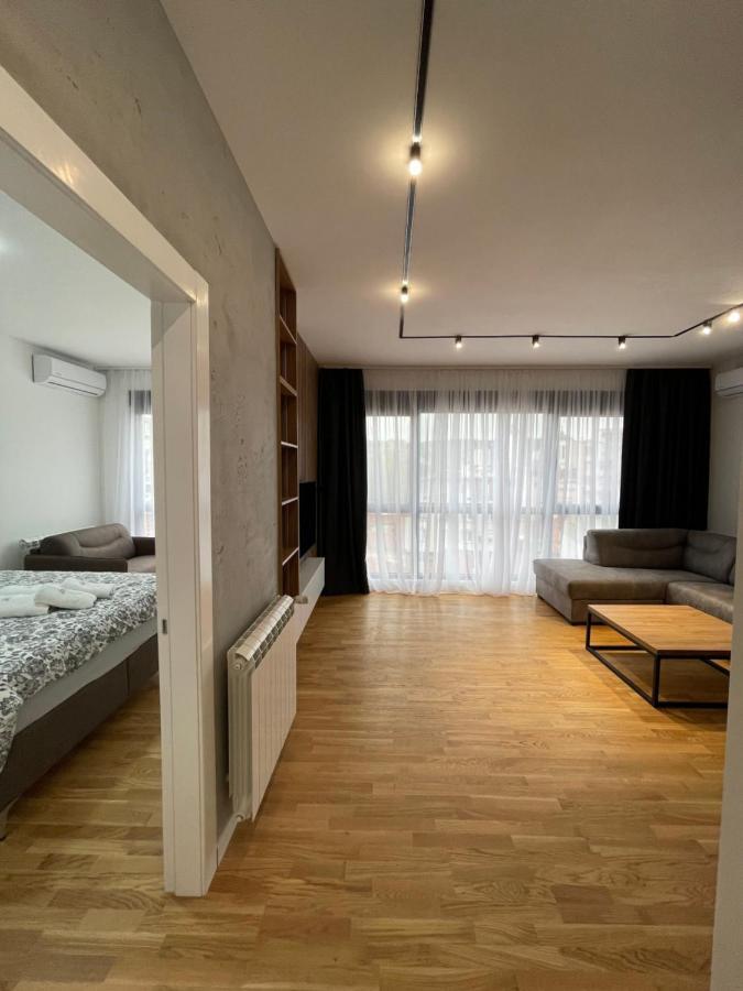Leo Lux 2 Apartment Ni Exterior foto