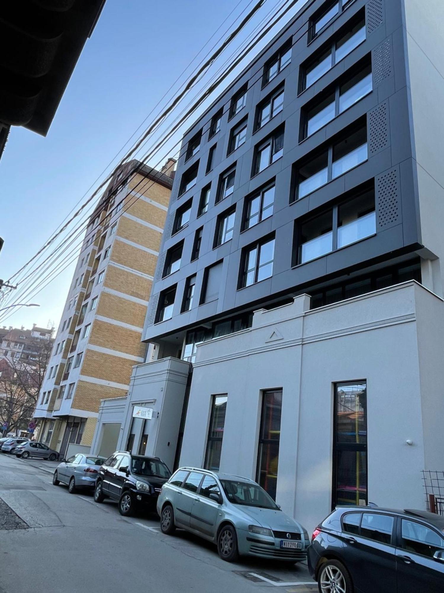 Leo Lux 2 Apartment Ni Exterior foto